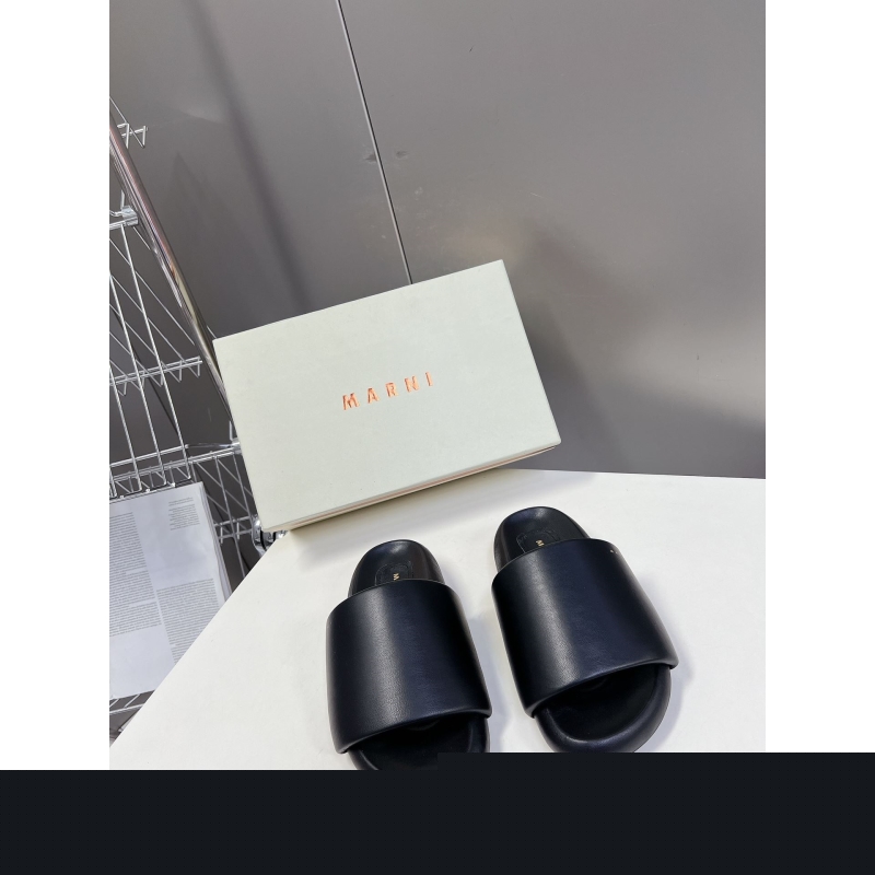 Other Slippers